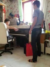 踔厉奋发 勇毅前行  献礼全国两会重点推荐流行音乐新星---李宝璠