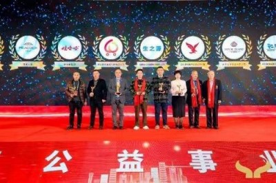 弘扬劳模精神 争当时代先锋  访全国优秀民营企业家—肖显盛