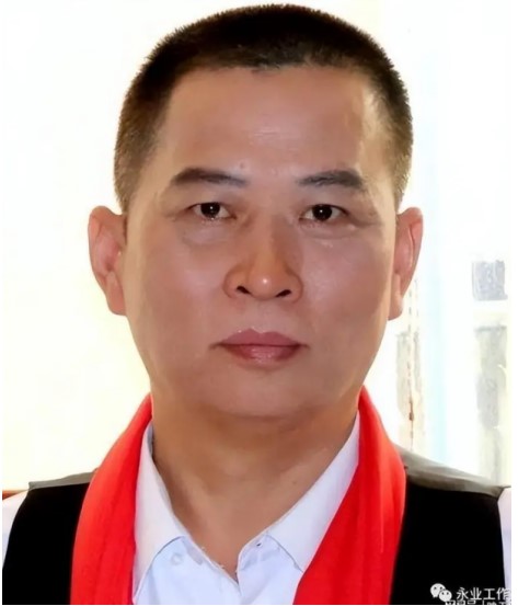 以匠人之心，承易学之脉——记建筑环境风水高级策划师陈永业的劳动初心