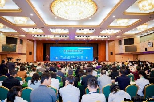 成都武侯太御元中医诊所有限公司创始人/罗鸣·出席第七届慢性病防治大会