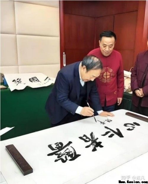 闻树忠：把中秋的月光，熬成给患者的“暖心药