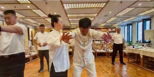 传承千年智慧 谱写时代新篇 国庆专访传统文化当代践行者---张敏娜