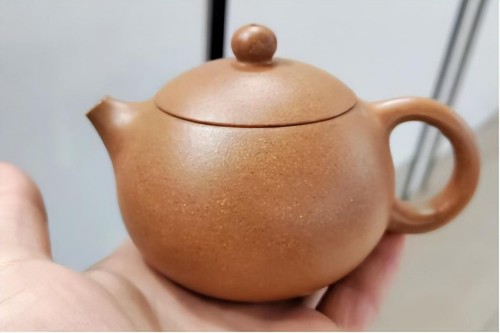 守匠心文脉，铸紫砂新辉 ---紫砂艺术传承者柳金辉